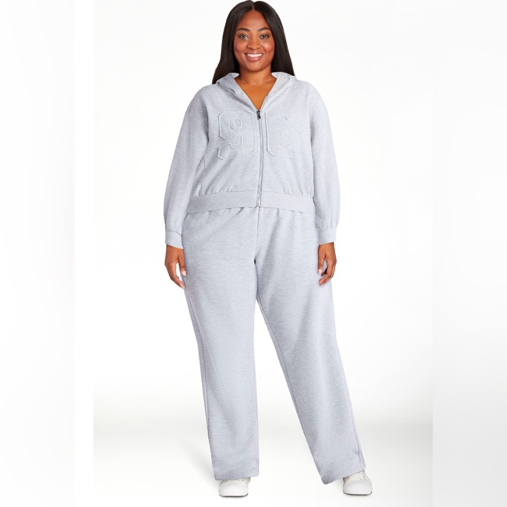 Plus Size 2-Piece Embroidered Fleece Hoodie and Wide-Leg Pants Set Size XXL